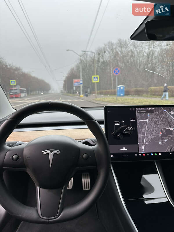 Седан Tesla Model 3 2019 в Львове фото 17 Седан Tesla Model 3 2019 в Львове