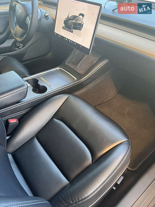 Седан Tesla Model 3 2022 в Ужгороде фото 11 Седан Tesla Model 3 2022 в Ужгороде