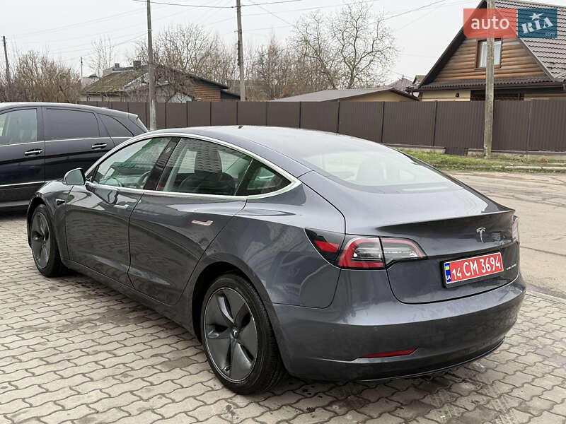 Седан Tesla Model 3 2018 в Владимире