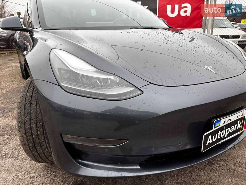 Седан Tesla Model 3 2022 в Запорожье