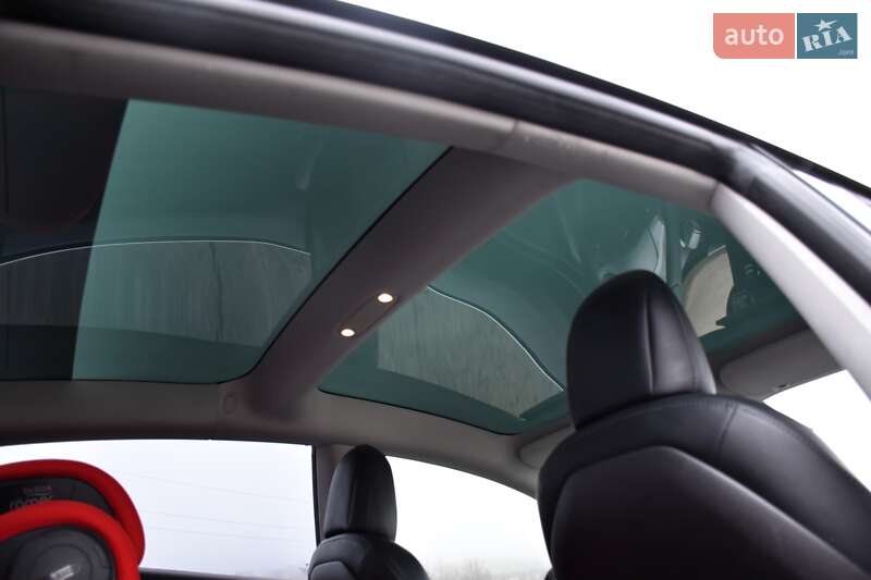 Седан Tesla Model 3 2018 в Дрогобичі фото 37 Седан Tesla Model 3 2018 в Дрогобичі