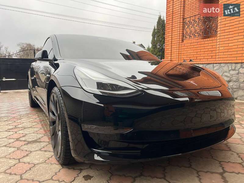 Tesla Model 3 2022