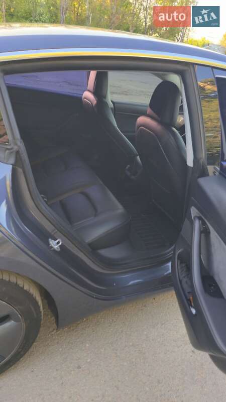 Седан Tesla Model 3 2020 в Тернополе фото 11 Седан Tesla Model 3 2020 в Тернополе