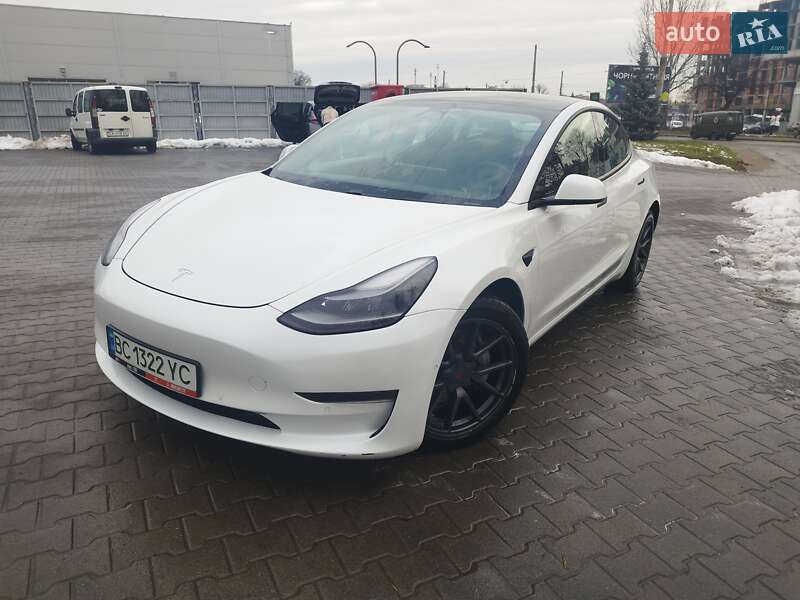 Седан Tesla Model 3 2021 в Львове фото 14 Седан Tesla Model 3 2021 в Львове