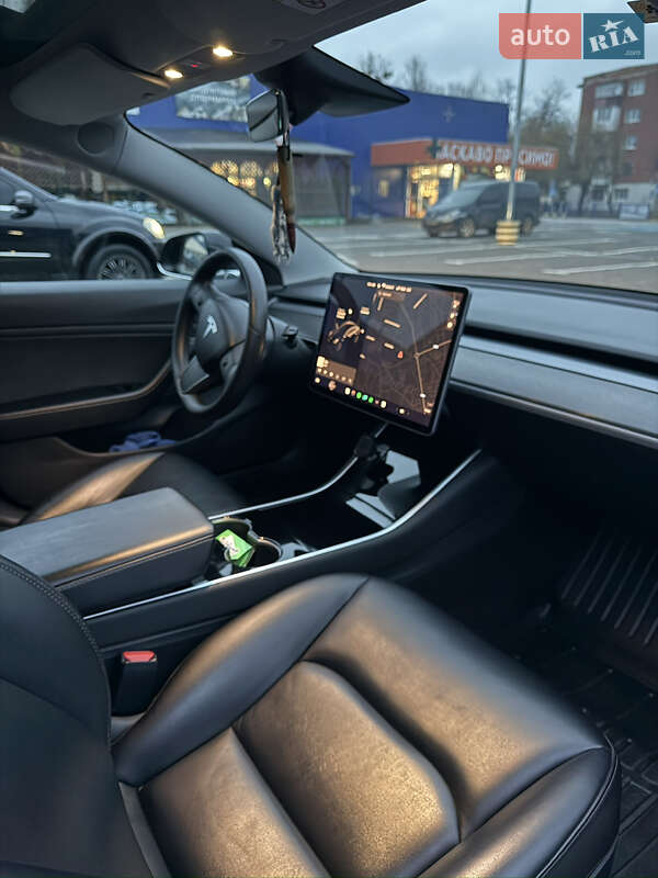 Седан Tesla Model 3 2019 в Калуші фото 16 Седан Tesla Model 3 2019 в Калуші