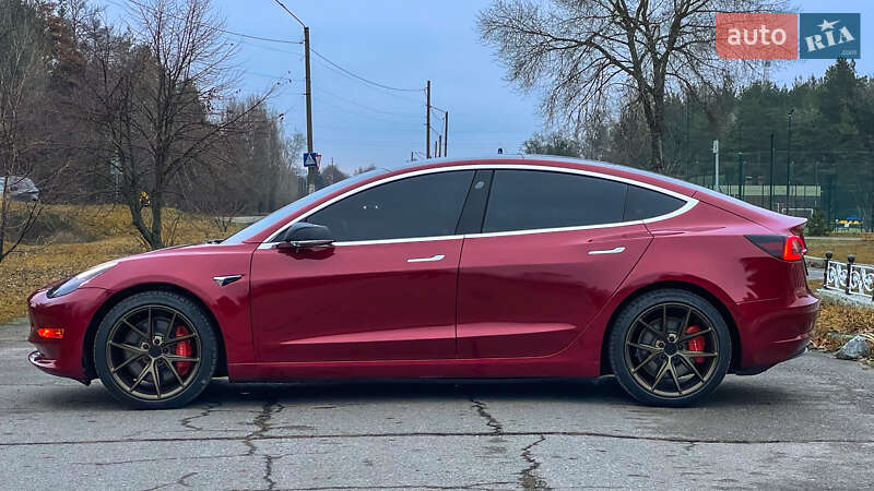 Седан Tesla Model 3 2019 в Полтаве фото 5 Седан Tesla Model 3 2019 в Полтаве
