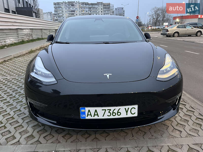 Седан Tesla Model 3 2019 в Киеве фото 11 Седан Tesla Model 3 2019 в Киеве