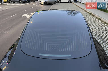 Седан Tesla Model 3 2019 в Киеве