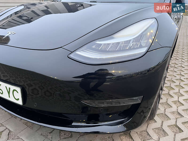 Седан Tesla Model 3 2019 в Киеве фото 20 Седан Tesla Model 3 2019 в Киеве