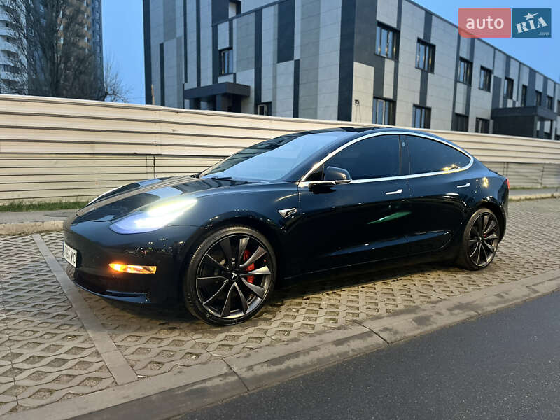 Седан Tesla Model 3 2019 в Киеве фото 52 Седан Tesla Model 3 2019 в Киеве