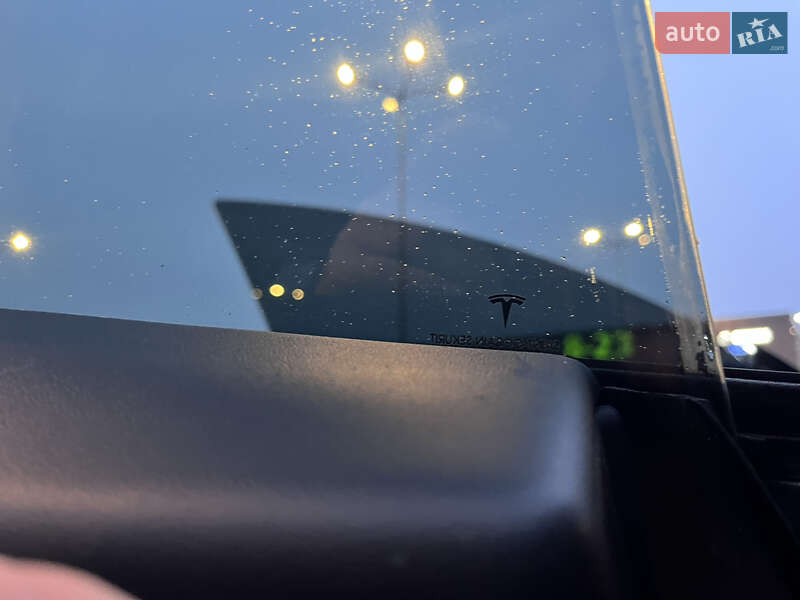 Седан Tesla Model 3 2019 в Киеве фото 67 Седан Tesla Model 3 2019 в Киеве