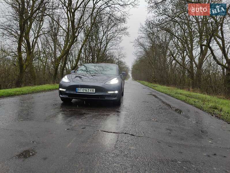Седан Tesla Model 3 2018 в Одессе