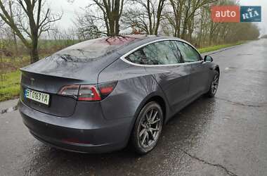 Седан Tesla Model 3 2018 в Одессе