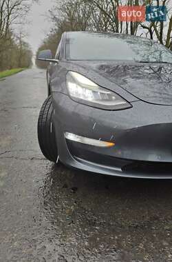 Седан Tesla Model 3 2018 в Одессе