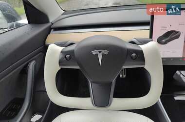 Седан Tesla Model 3 2018 в Одессе