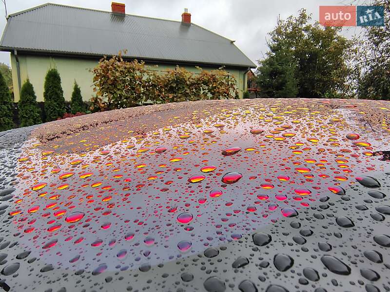 Седан Tesla Model 3 2019 в Львові