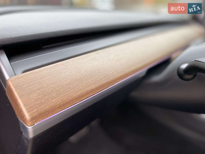 Седан Tesla Model 3 2018 в Кропивницком фото 14 Седан Tesla Model 3 2018 в Кропивницком