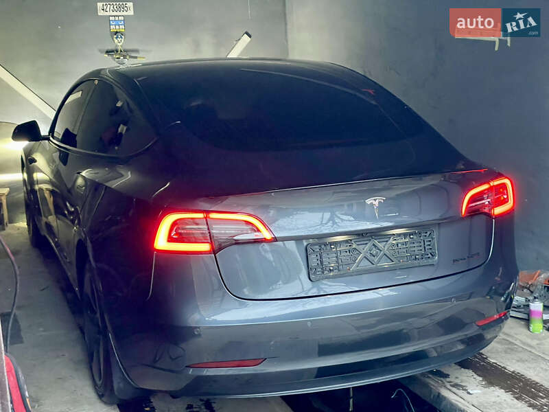 Седан Tesla Model 3 2018 в Кропивницком фото 30 Седан Tesla Model 3 2018 в Кропивницком
