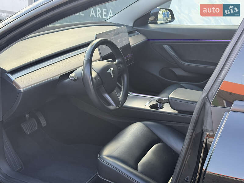 Седан Tesla Model 3 2018 в Черновцах фото 5 Седан Tesla Model 3 2018 в Черновцах