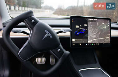 Седан Tesla Model 3 2021 в Києві