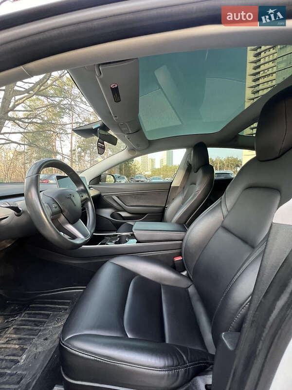 Седан Tesla Model 3 2018 в Киеве фото 14 Седан Tesla Model 3 2018 в Киеве