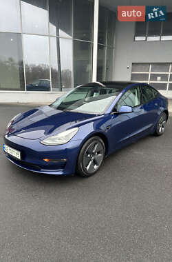 Седан Tesla Model 3 2022 в Днепре
