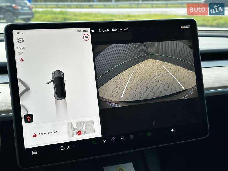 Седан Tesla Model 3 2022 в Львове