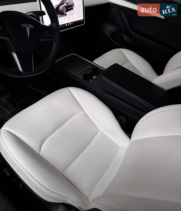 Седан Tesla Model 3 2022 в Черкасах фото 24 Седан Tesla Model 3 2022 в Черкасах