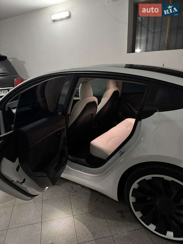 Седан Tesla Model 3 2022 в Ровно фото 8 Седан Tesla Model 3 2022 в Ровно