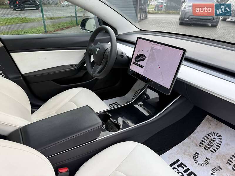 Седан Tesla Model 3 2020 в Луцьку фото 20 Седан Tesla Model 3 2020 в Луцьку