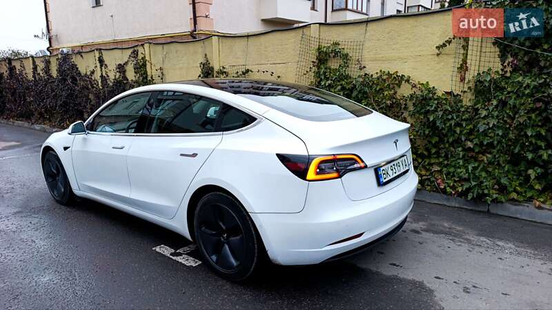 Седан Tesla Model 3 2020 в Ровно фото 3 Седан Tesla Model 3 2020 в Ровно