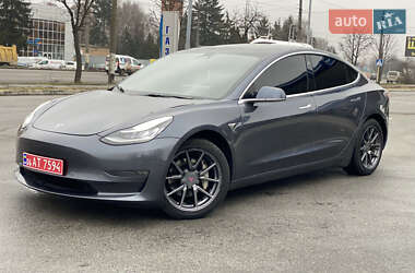 Седан Tesla Model 3 2020 в Житомире