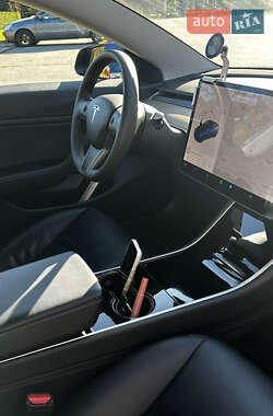 Седан Tesla Model 3 2020 в Одессе