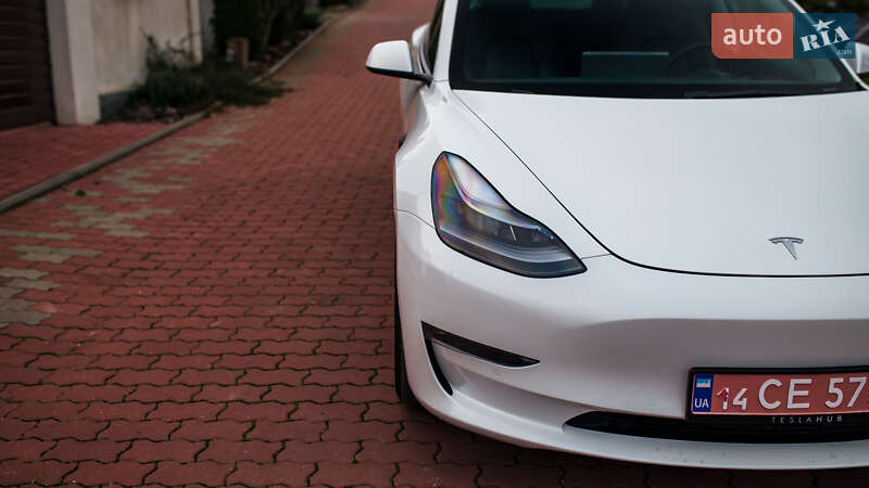 Седан Tesla Model 3 2022 в Черновцах фото 3 Седан Tesla Model 3 2022 в Черновцах