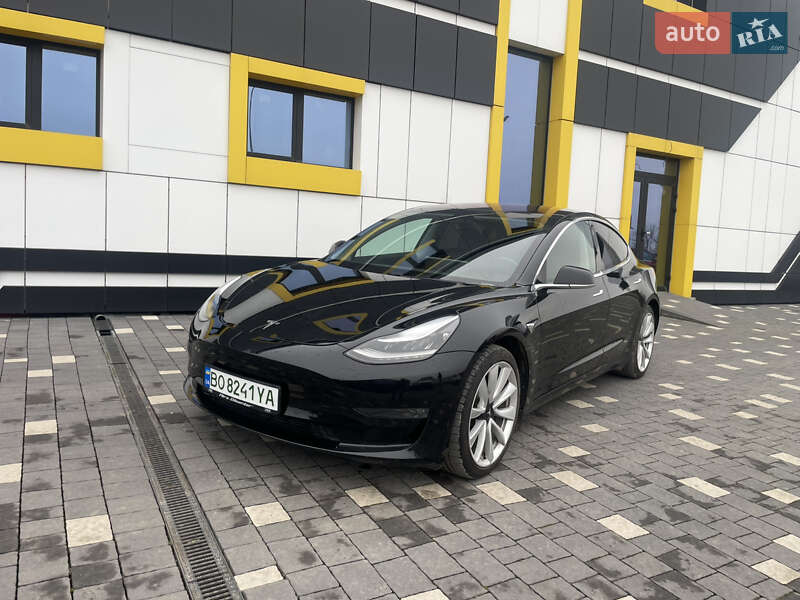 Седан Tesla Model 3 2019 в Тернополе фото 2 Седан Tesla Model 3 2019 в Тернополе
