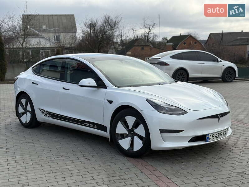Tesla Model 3 2021