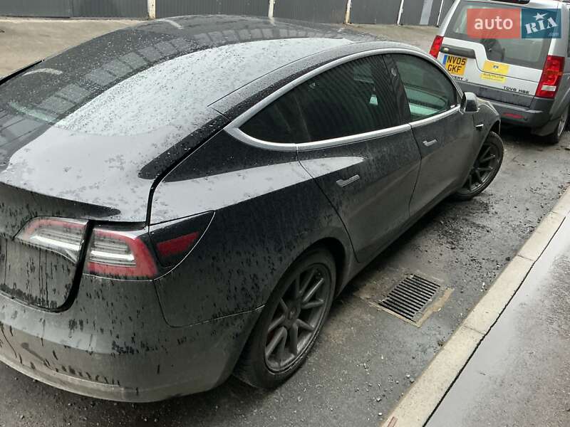 Седан Tesla Model 3 2019 в Києві фото 3 Седан Tesla Model 3 2019 в Києві