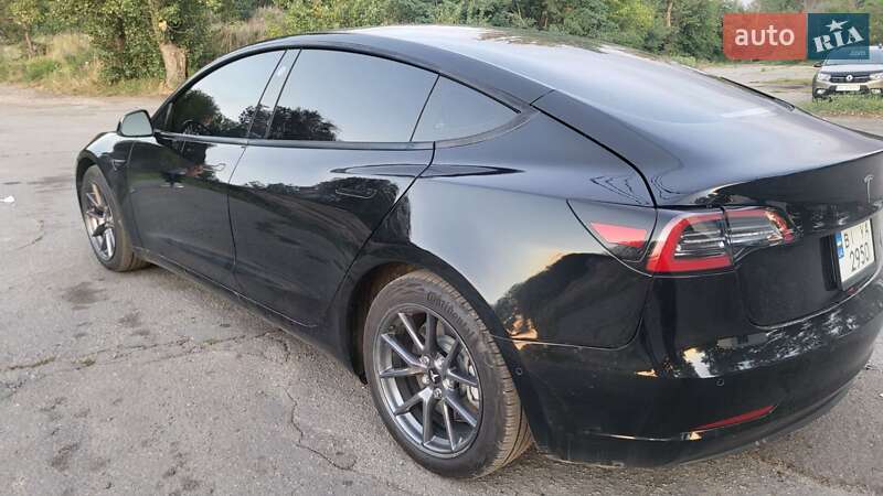Седан Tesla Model 3 2022 в Киеве фото 12 Седан Tesla Model 3 2022 в Киеве