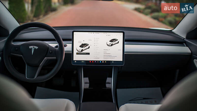 Седан Tesla Model 3 2019 в Черновцах фото 32 Седан Tesla Model 3 2019 в Черновцах