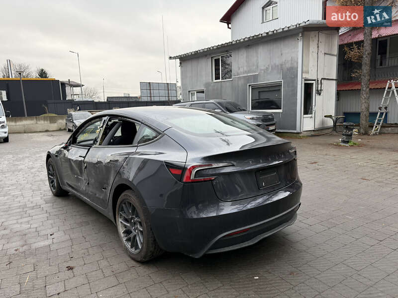 Седан Tesla Model 3 2025 в Тернополе фото 8 Седан Tesla Model 3 2025 в Тернополе