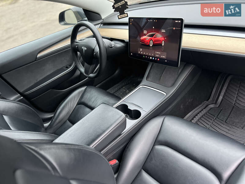 Седан Tesla Model 3 2022 в Тернополе фото 16 Седан Tesla Model 3 2022 в Тернополе