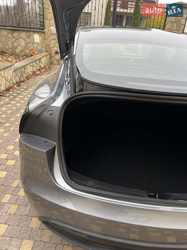 Седан Tesla Model 3 2024 в Тернополе фото 20 Седан Tesla Model 3 2024 в Тернополе