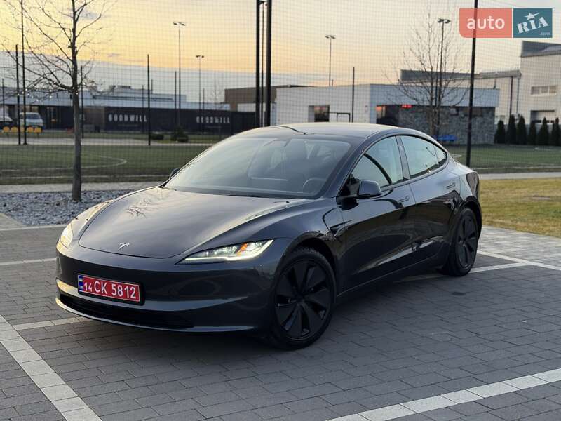 Седан Tesla Model 3 2024 в Мукачево фото Седан Tesla Model 3 2024 в Мукачево
