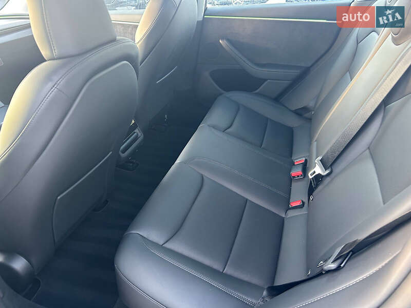 Седан Tesla Model 3 2024 в Киеве фото 15 Седан Tesla Model 3 2024 в Киеве