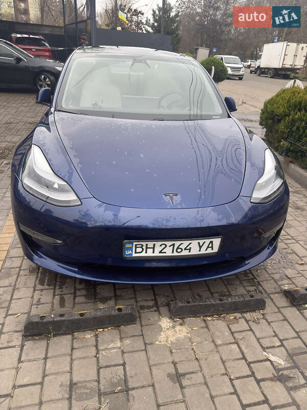 Седан Tesla Model 3 2021 в Одессе фото Седан Tesla Model 3 2021 в Одессе