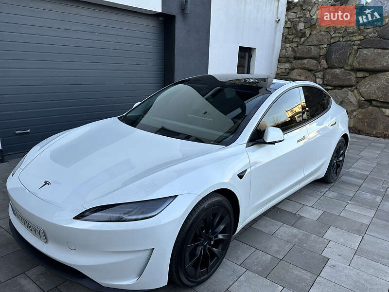 Седан Tesla Model 3 2024 в Киеве фото 7 Седан Tesla Model 3 2024 в Киеве