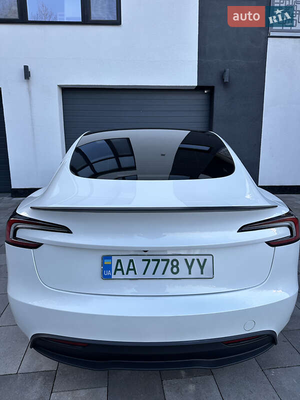Седан Tesla Model 3 2024 в Киеве фото 20 Седан Tesla Model 3 2024 в Киеве