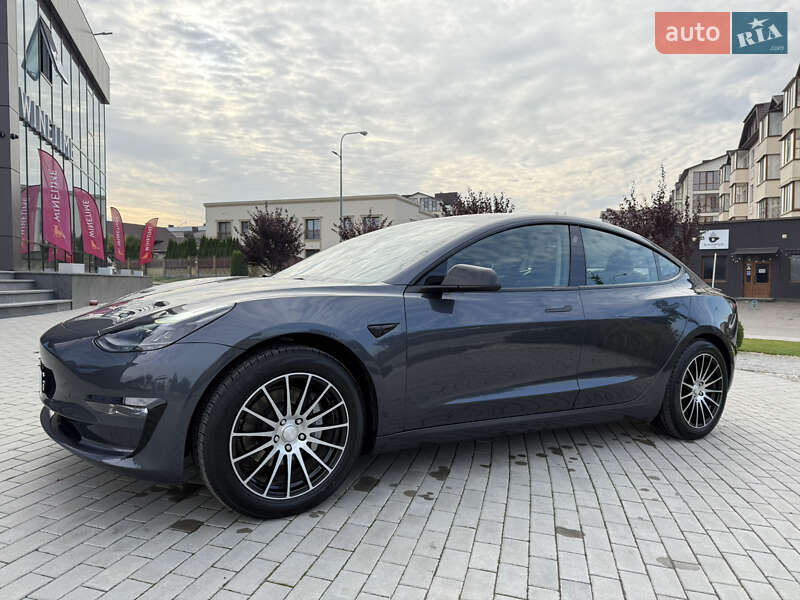 Седан Tesla Model 3 2022 в Ровно фото 10 Седан Tesla Model 3 2022 в Ровно