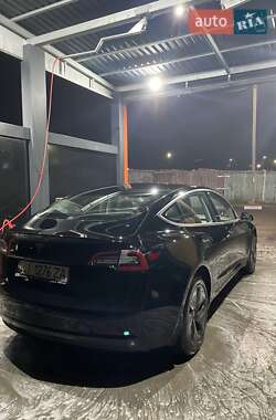 Седан Tesla Model 3 2018 в Житомире