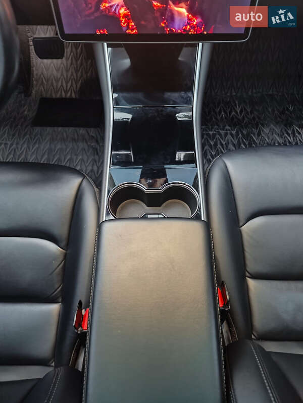 Седан Tesla Model 3 2018 в Одессе фото 14 Седан Tesla Model 3 2018 в Одессе